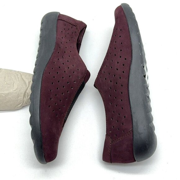Clarks Shoes Perforated Aubergine Nubuck Leather Slip On Medora Gemma Sz 9 M - Picture 3 of 9